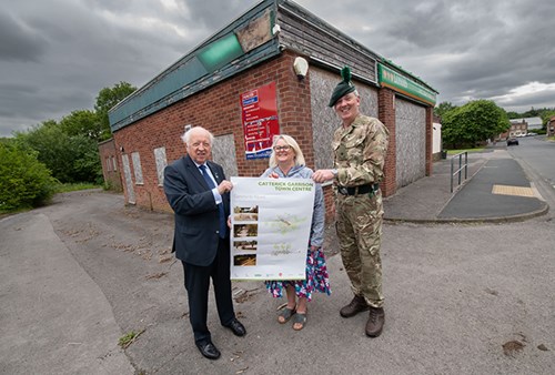 Cllr Angie Dale, Cllr Carl Les and Major J P Cronin